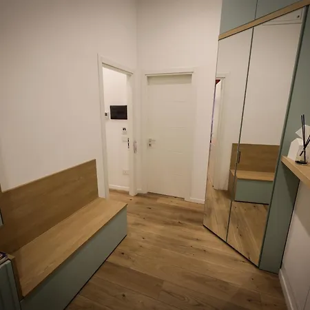 Into Core - ナポリ