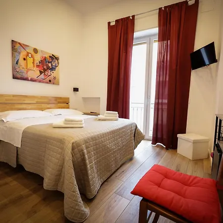 Into Core - Nápoles