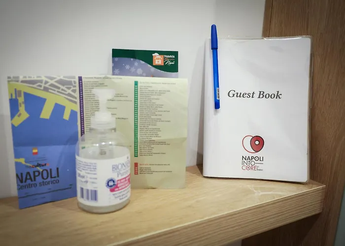 Into Core - Bed & Breakfast Neapel