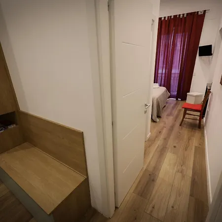 Into Core - Bed & Breakfast 4*